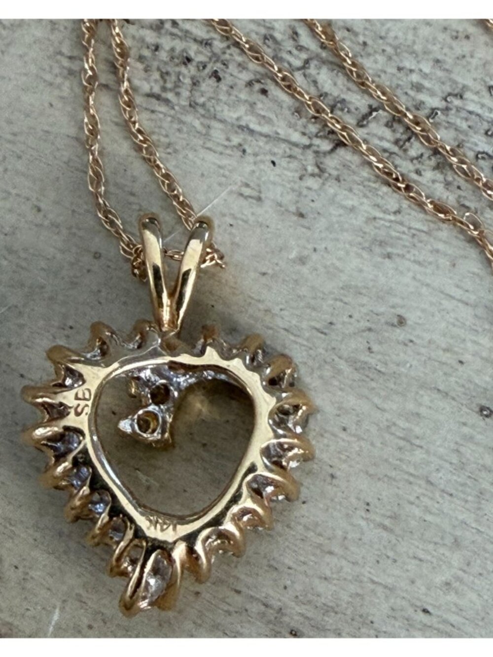 Vintage Signed SE 14K Gold & Diamond Heart Pendant & B-G 14k Rope Chain 3g - Picture 3 of 9